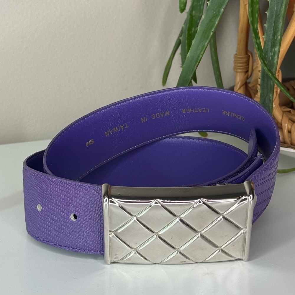 Vintage 80s Purple Leather Waist Belt Quilted Silver Buckle Statement Cinch Belt - Picture 3 of 9